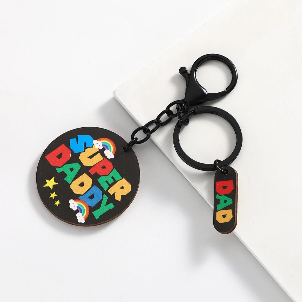 1Pc Mom And Super Daddy Keychain - Heartfelt Mother's Day And Fathers Day Gift from Daughter Son